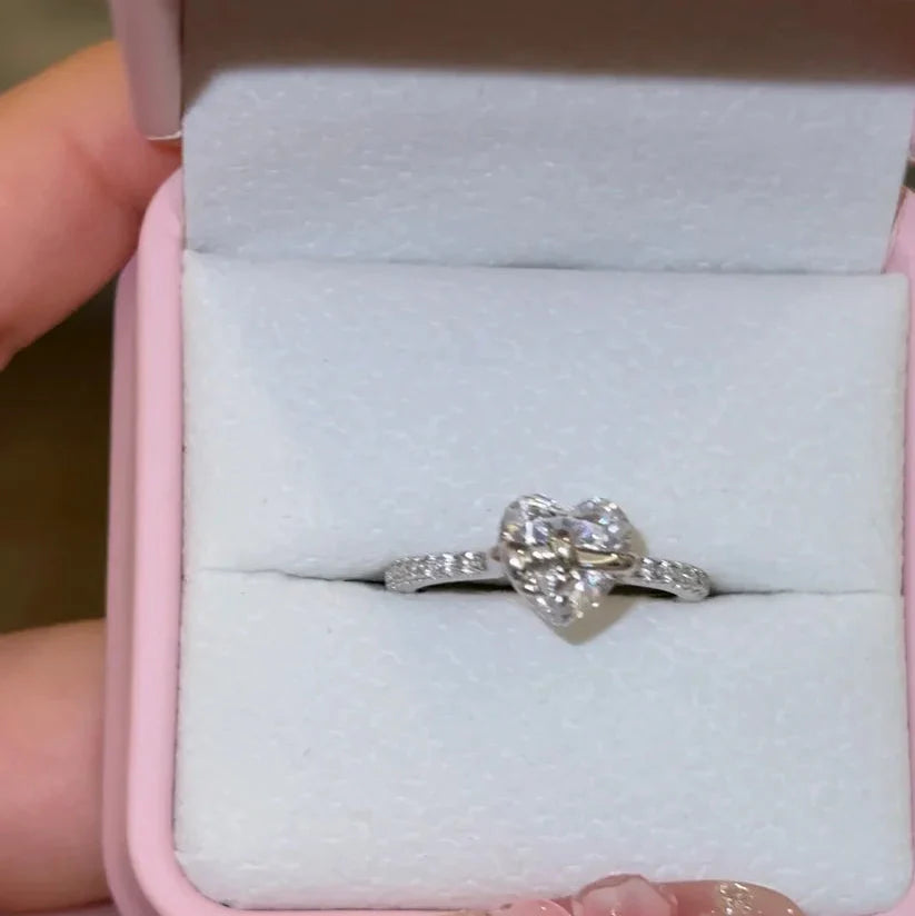 Gold Heart Bow Ring